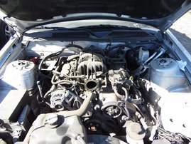 2009 FORD MUSTANG CPE SILVER BASE 4.0L AT F18045